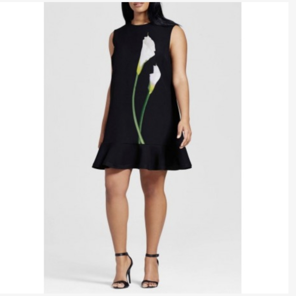 ❌Sold Victoria Beckham X Target Black Calla lily Ruffle dress.